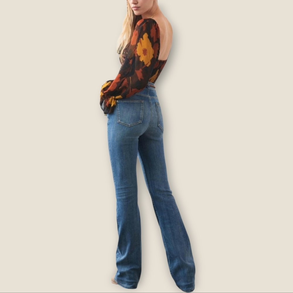 PILCRO x Anthropologie THE ICON High Rise Flare Leg Denim Jeans Size 27 - Picture 2 of 12